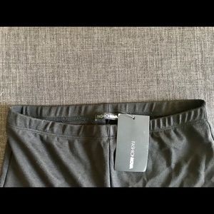 FashionNOVA Classic Mini Biker Shorts Size L